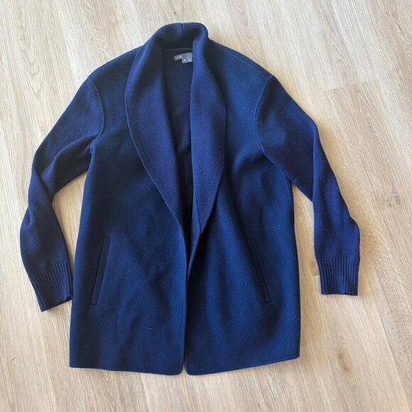 Vince medium Navy sweater Jacket blazer Cardigan Medium - Picture 1 of 9